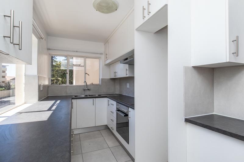 To Let 2 Bedroom Property for Rent in Wynberg Upper Western Cape